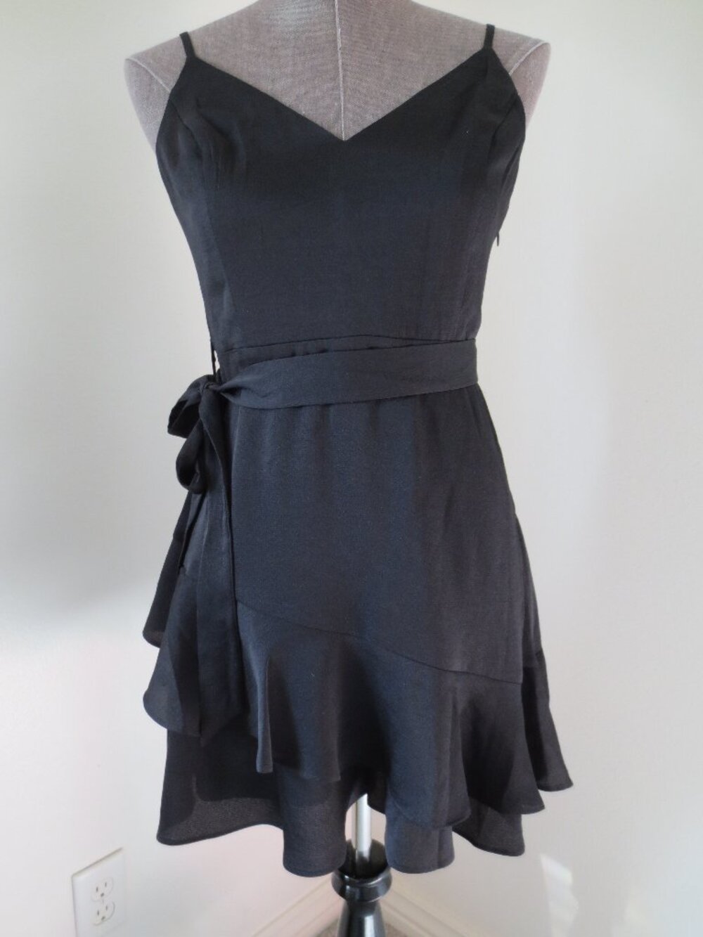 Express Jumper Black Mini Dress V Neck Spaghetti Straps Ruffles - S
